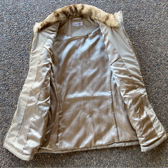 Zip Up Vest Taupe Quilted Gold Hardware Faux Fur Collar by Calvin Klein - Picture 6 of 13